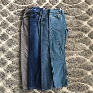 4 pairs Levi’s